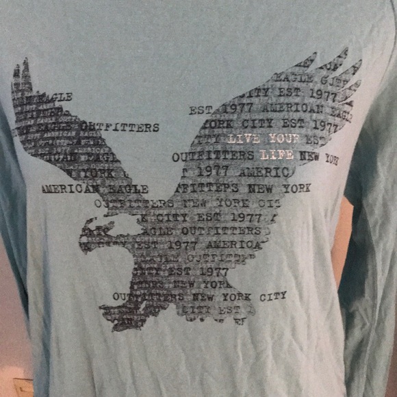Soft and Sexy American eagle long sleeve - Picture 2 of 2